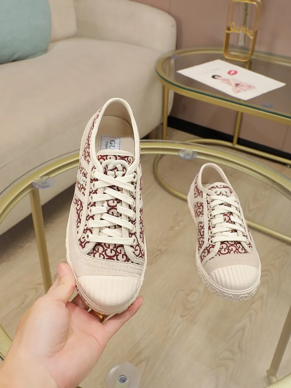 👟👟Ex-factory price 420👟👟 GUCCI~24 The latest double G embroidered low-cut lace-up fashion sneakers, originally developed, the fabric is exclusive double G fabric, the upper is perfectly matched with special craftsmanship, the lining is sheepskin, rubber outsole, size 35 to 40